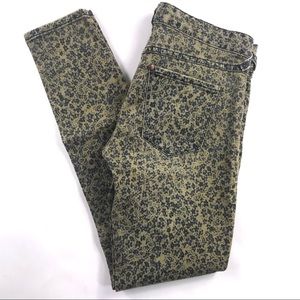 FINAL PRICE Free People Skinny Jeans Ankle Floral